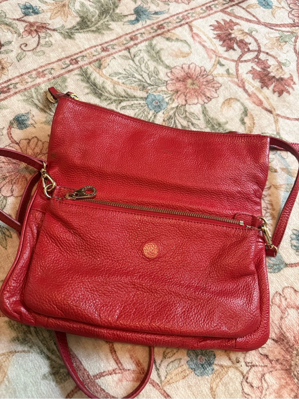 Marc by Marc Jacobs Red Leather Pebbled Crossbody with Gold Hardware - Picture 5 of 15